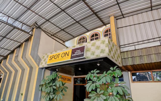 OYO 1761 Hotel Dirgahayu
