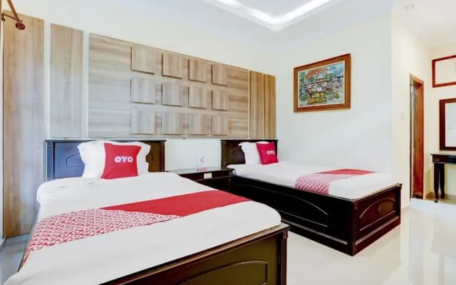 OYO 91269 R&s Living Residence