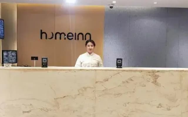 Homeinn · neo (West Gate of Ancient City of Kashgar Scenic Area)