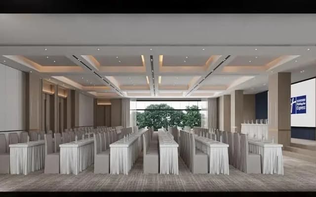 Holiday Inn Express Kunming Yiliang Center
