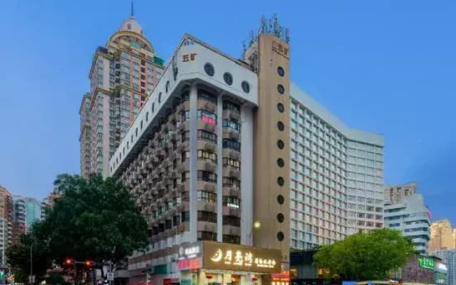 Fenglin Hotel