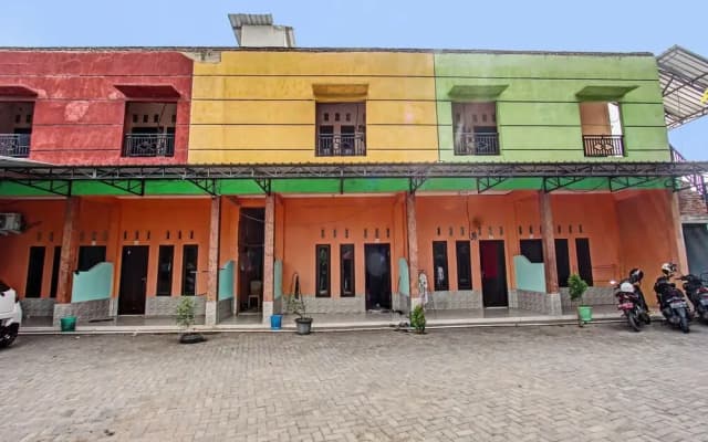 Hotel O Homestay Bang HajiNearLapangan Penujak ( Inen Gonggang)