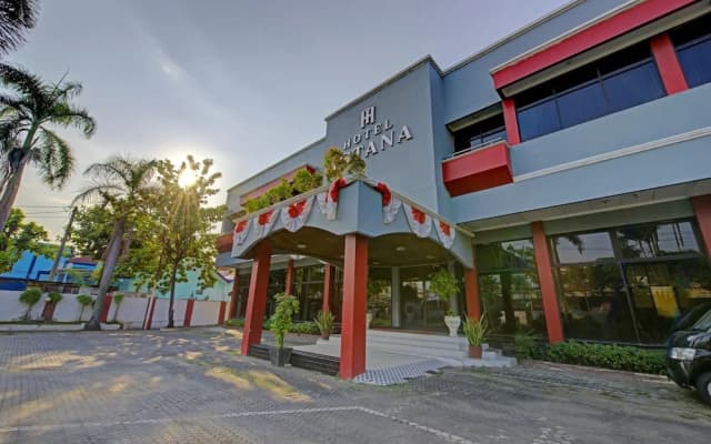 Hotel Istana by OYO Rooms