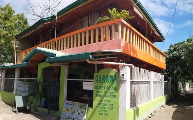 Guanna's Place Room and Resto Bar