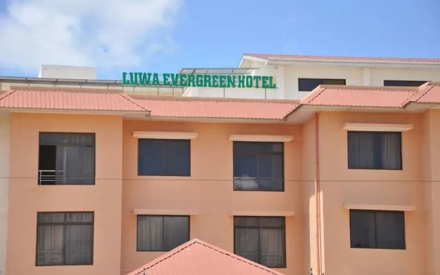 Luwa Evergreen Hotel