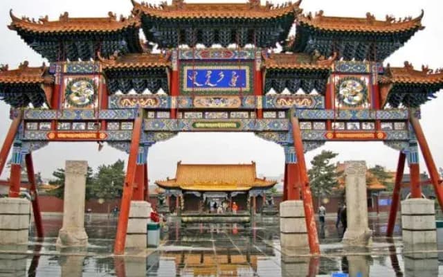 Elong Wanguo Hotel (Hohhot Yuquan District Zhaojun Road)
