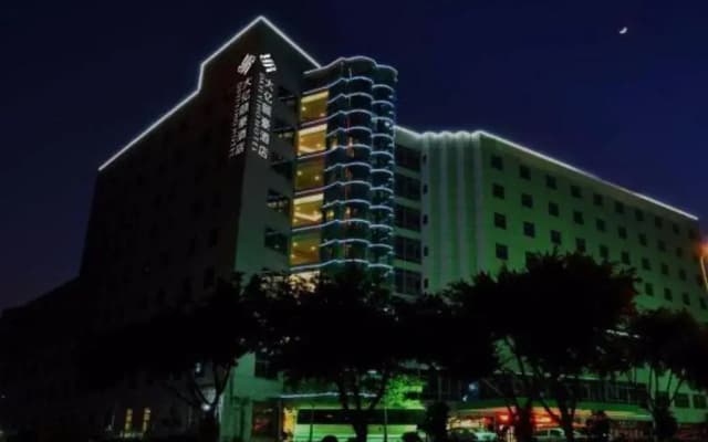 Dayi Yiho Hotel