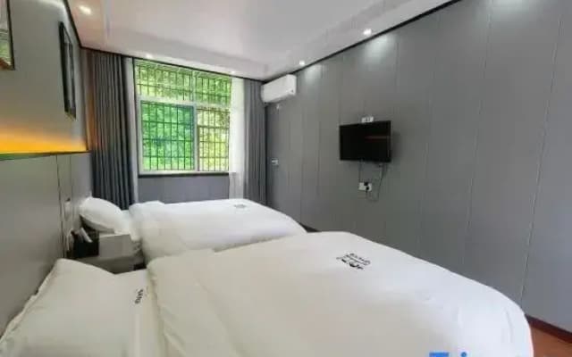Yihui Homestay (Border Town Tea Cave Scenic Area Branch)