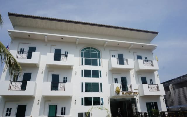 Maesot Siri Hotel