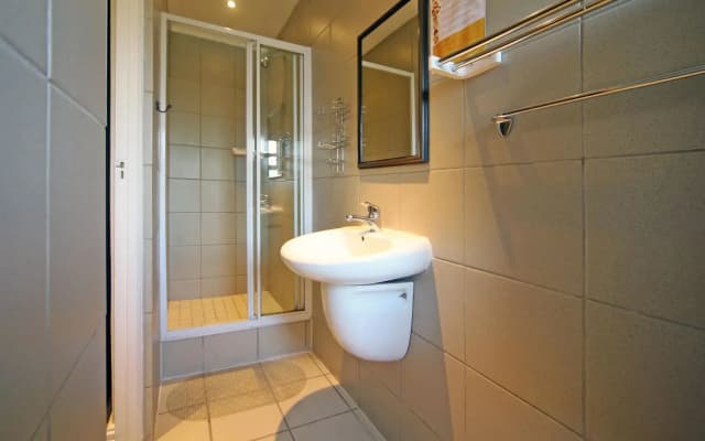 Savoy Lodge Cape Town