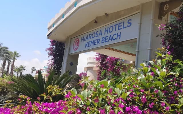 Отель Miarosa Kemer Beach