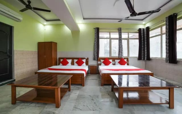 Sankalp Hotel by OYO Rooms