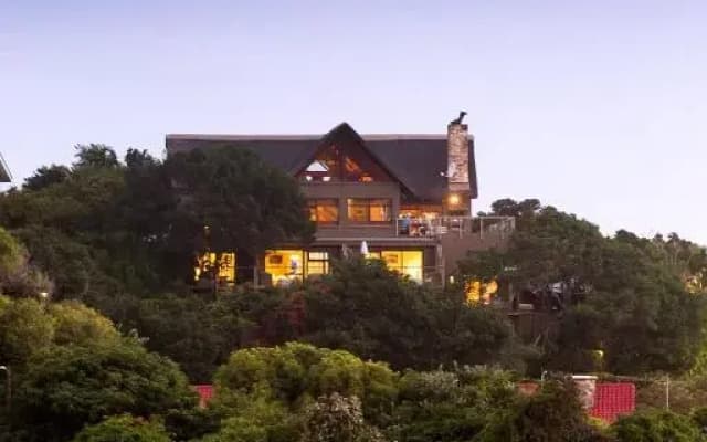 Pearl Moon Boutique Suites