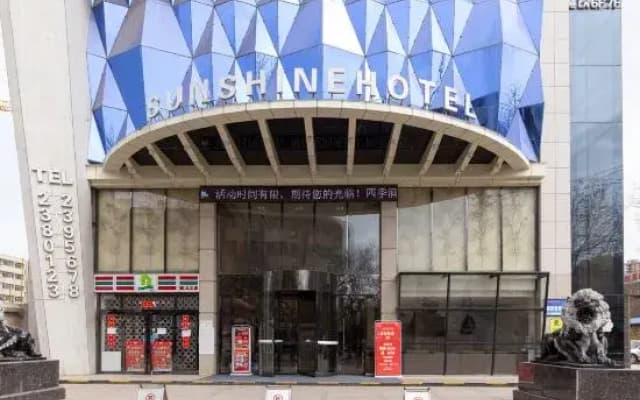 Sunshine Hotel