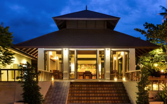 PingChan Koh Phangan Beachfront Resort