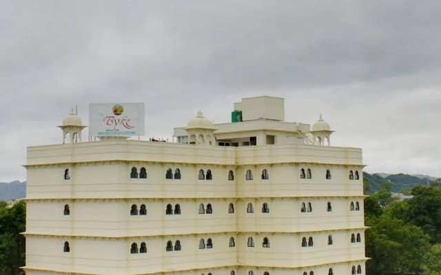 The Byke Riddhi Inn