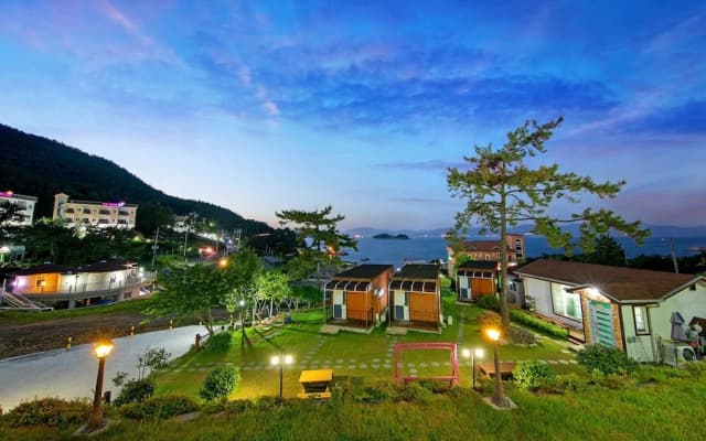 Yesu Hanul Bora Pension
