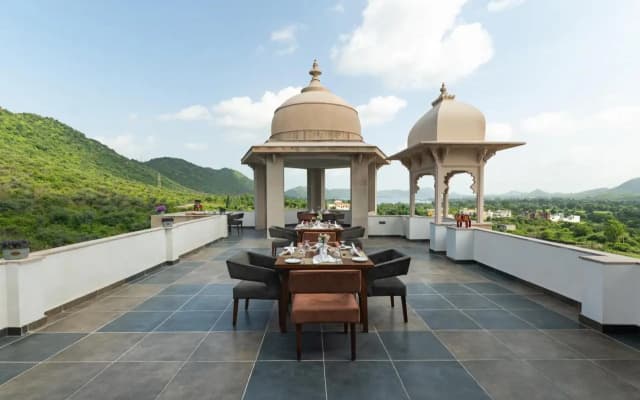 Traavista Aravali Mahal