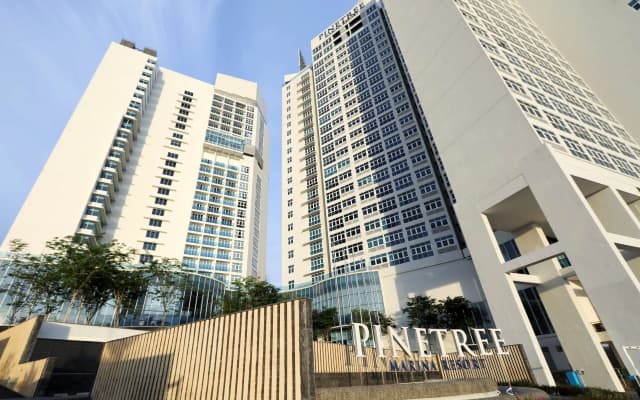 Pinetree Marina Resort