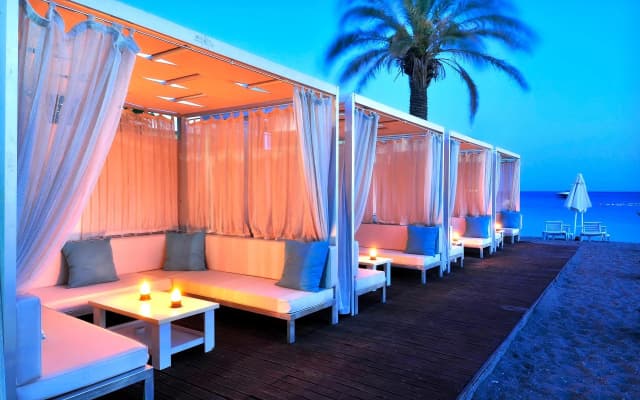 Lugga Boutique Hotel & Beach