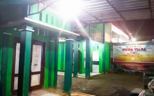 Puspa Tiara Syari Guci Mitra RedDoorz