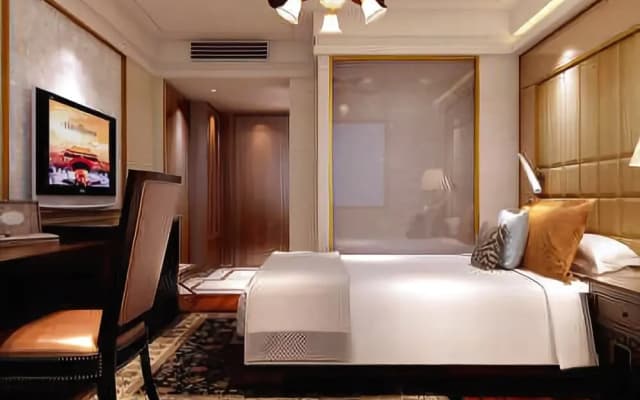 Qinglv International Hotel