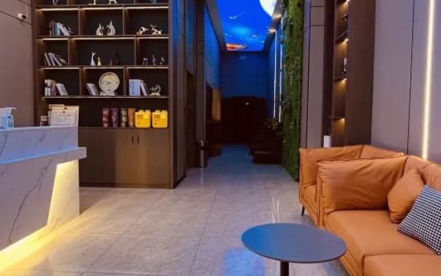 Jinyi Business Hotel (Qionghai Wanquanhe Branch)