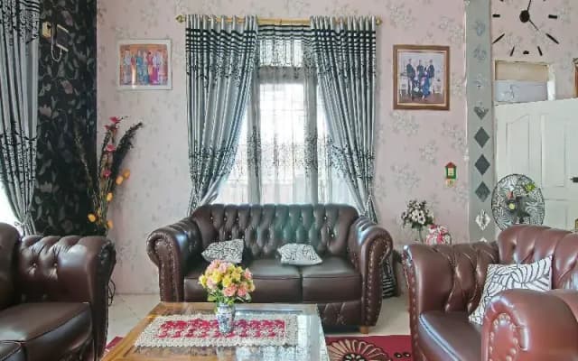 Spot On 91826 Yoezef Homestay Syariah