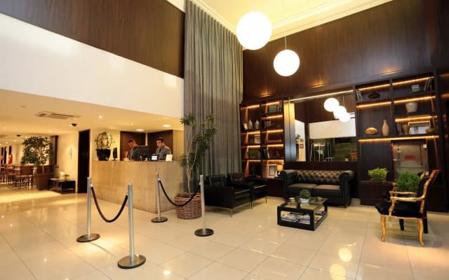 Oasis Tower Hotel