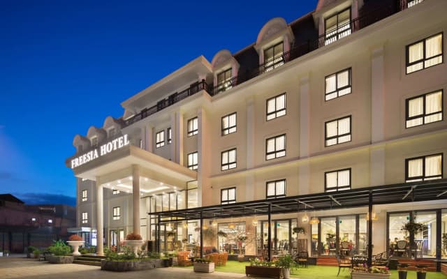 Freesia Hotel