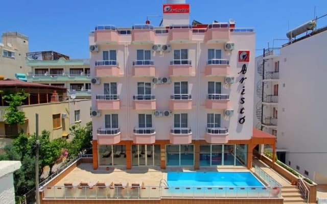 Aristo Otel