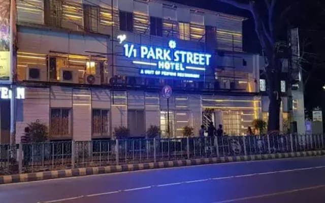 1/1 Park Street Hotel