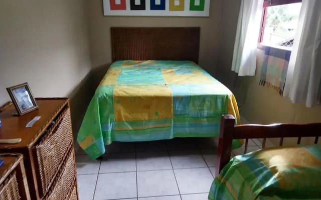 Casa c piscina a 700m da Praia de Caraguatatuba SP