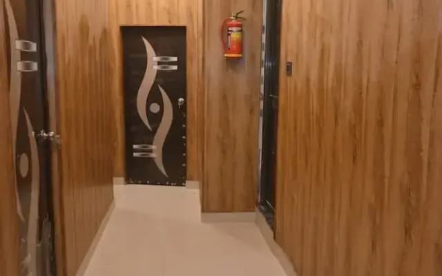 Narayan Niwas Inn