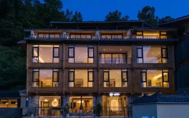 Jijing Zhaoxing Boutique Homestay (Zhaoxing Dong Village Branch)