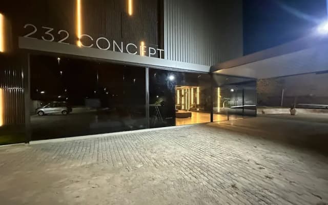 232 Concept Hotel