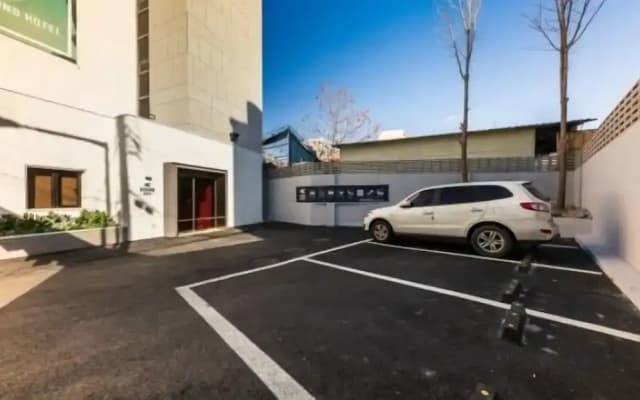 Hound Hotel songtan