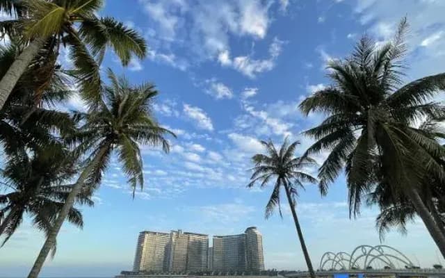 Sun Moon Star Surf Sea View Resort (Wanning Sun Moon Bay Branch)