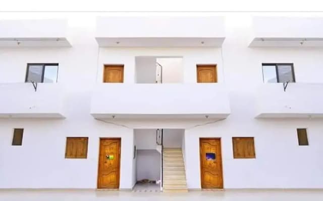 A5ena House
