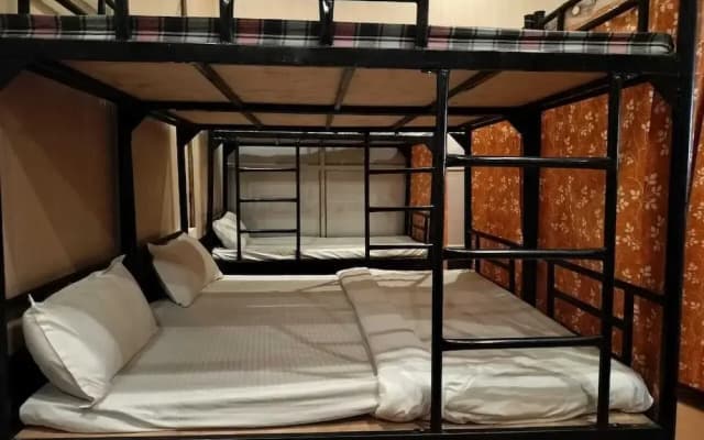 High Class Bhojnalaya and Dormitory