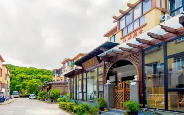 Zhujiajian Linhai Qishe·Shore Seaside Sunrise Holiday Villa (Dongsha Scenic Area)