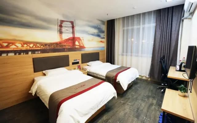 Thank Inn Chain Hotel Shandong Linyi Tancheng County Tandong road bus station