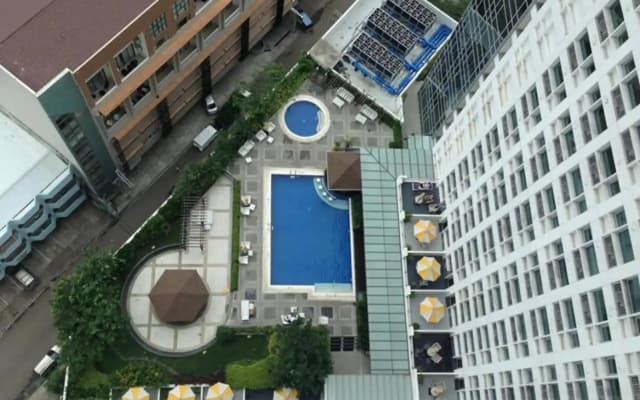 Quest Hotel & Conference Center