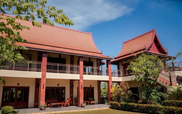 Nakara Villas & Glamping