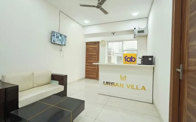 Fabhotel Urban Villa