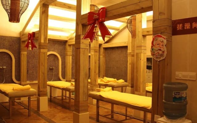 Xianning Hot Spring Valley Resort