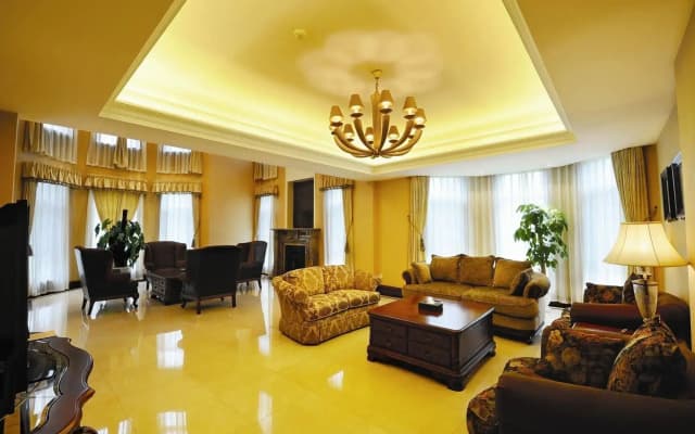 Heyuan Royal Garden Hotel