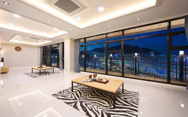 Yeosu Paradise Spa Pension