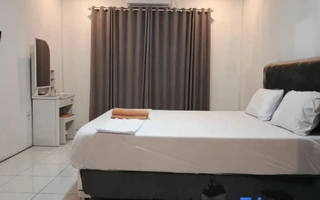 Jajapin Hotel Putri Sari