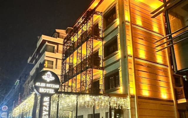 Alee Beyzar Hotel